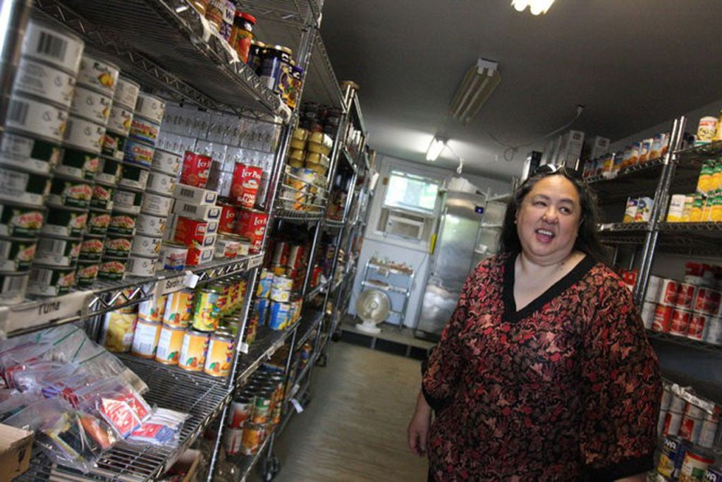 Picture of: Staten Island food pantry in Pleasant Plains is looking volunteers
